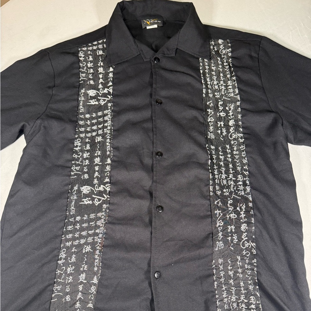 Vintage Pop Icon XL Black Embroidered Button Shirt Made in USA‎ Y2K